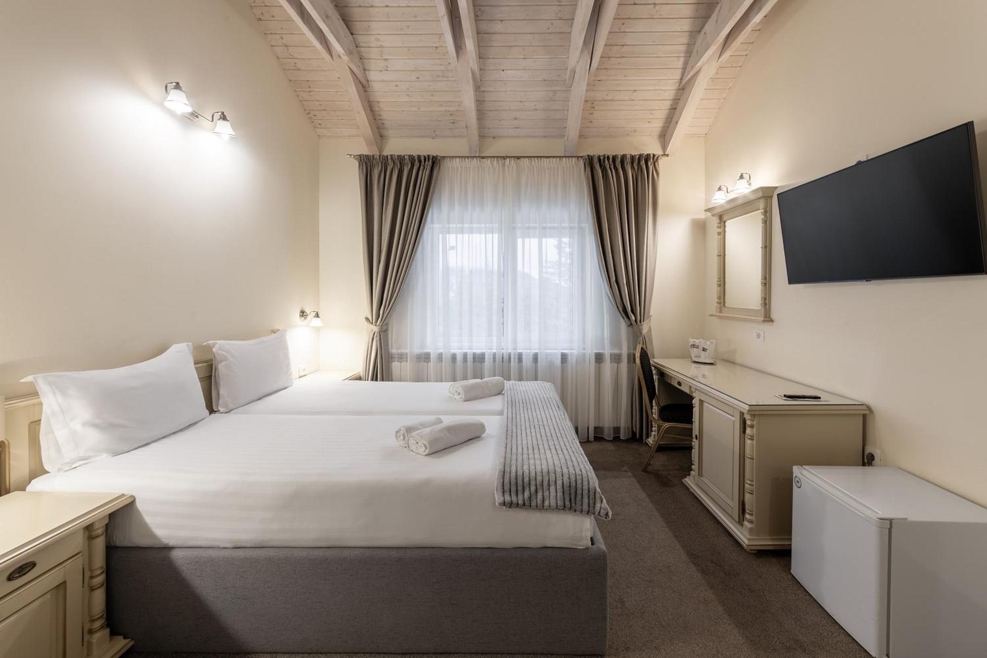 Eden 3&Eden 4 Hotell Predeal Exteriör bild